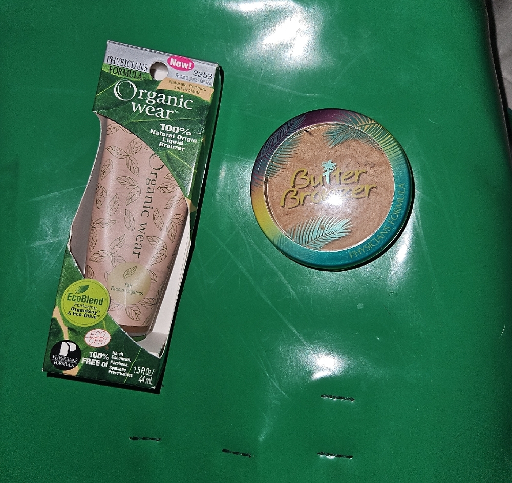 Physicians Formula Organic Wear Liquid Bronzer Moisturizer & Butter Bronzer Set